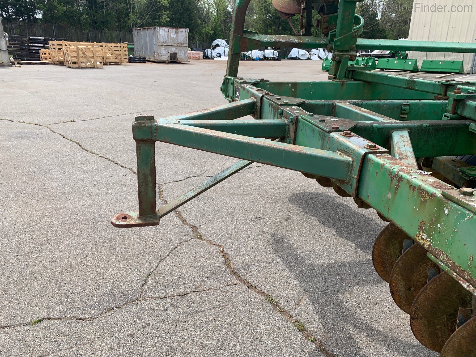 2000 John Deere 235 Image 7