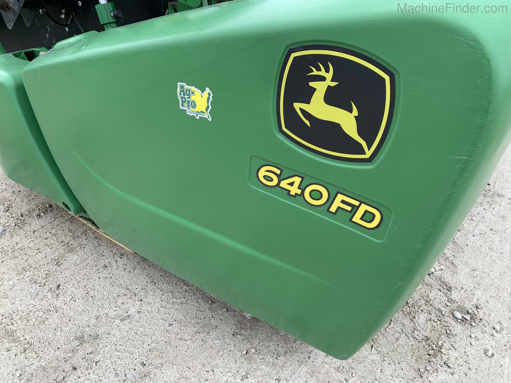 2014 John Deere 640FD Image 6