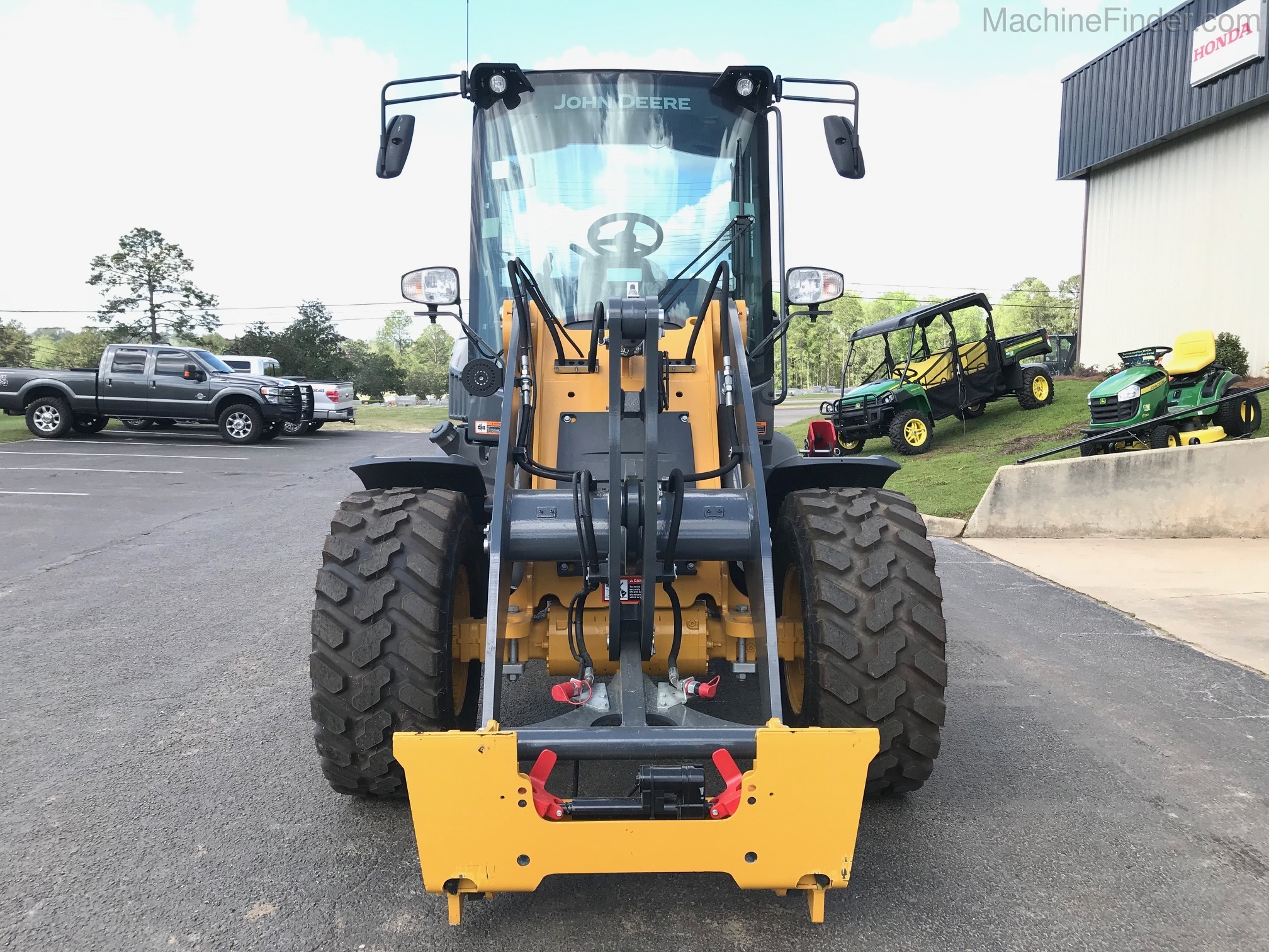2021 John Deere 244L Image 8