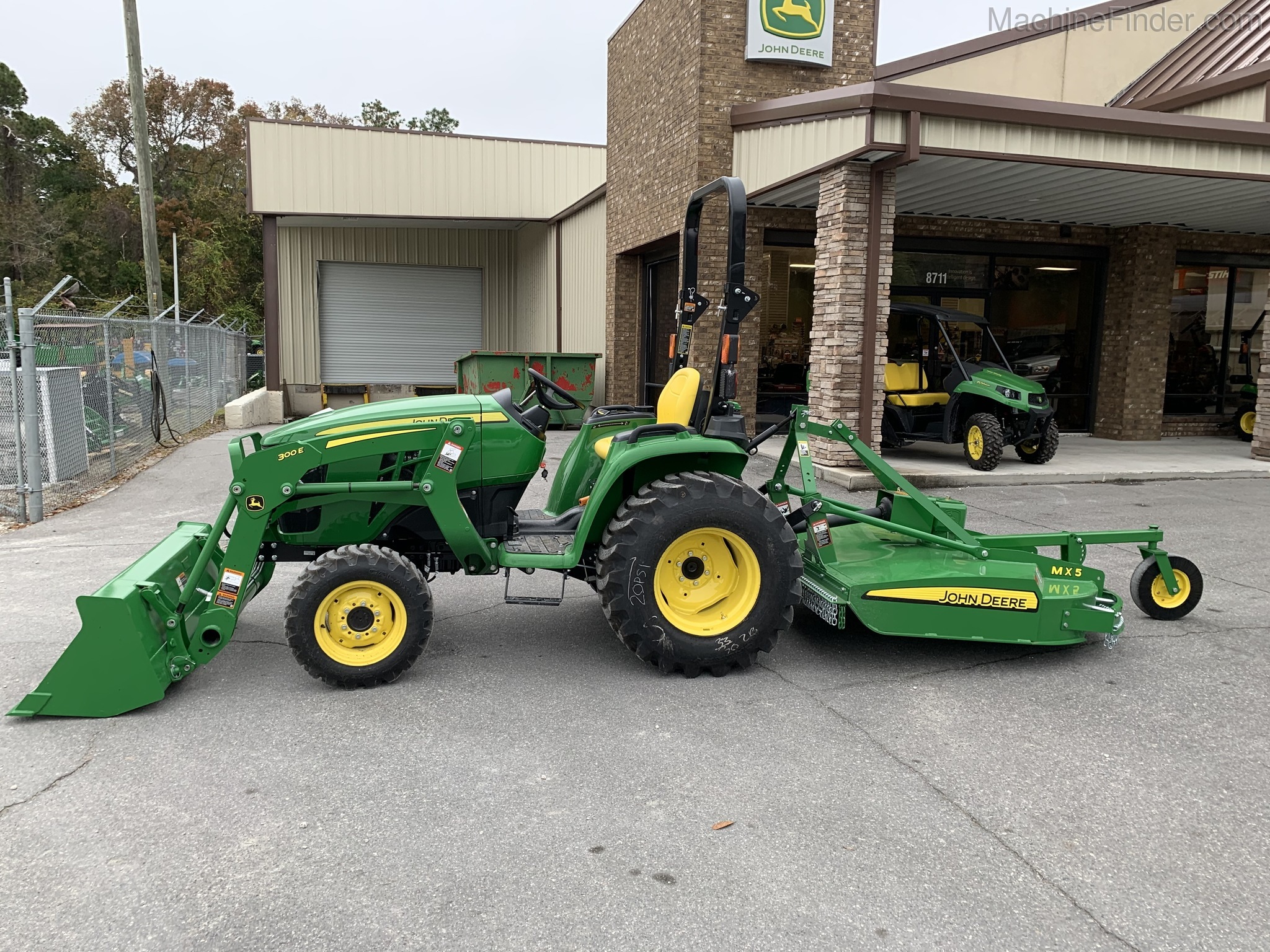 2020 John Deere 3038E Image 1