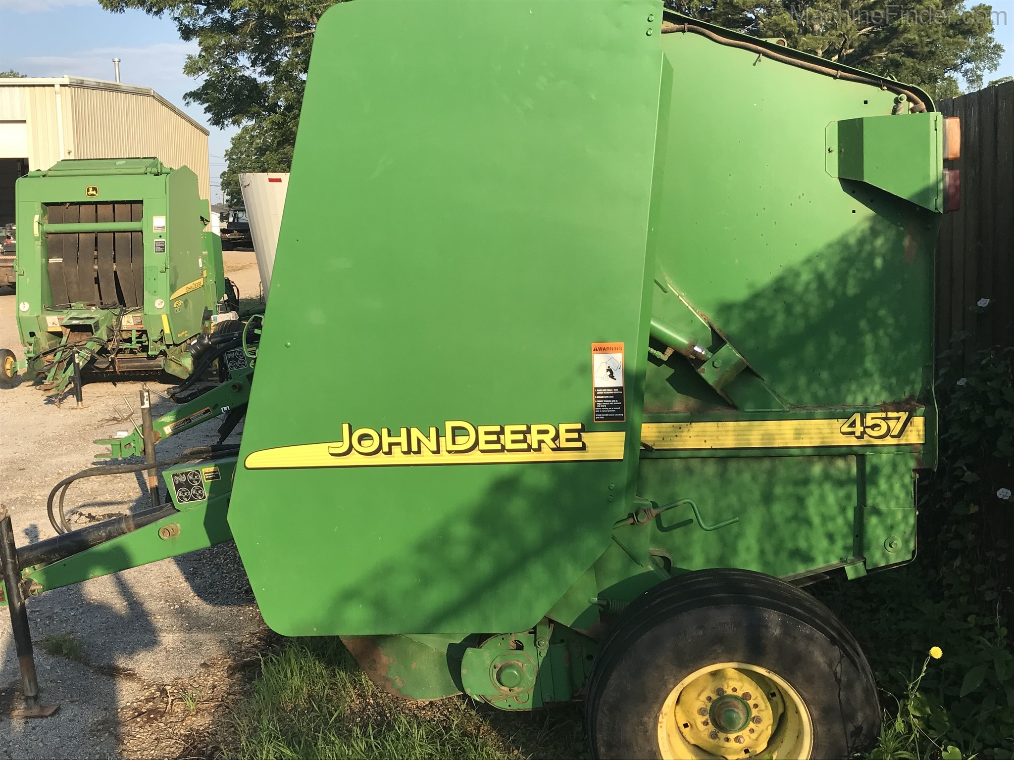 2002 John Deere 457 Image 2