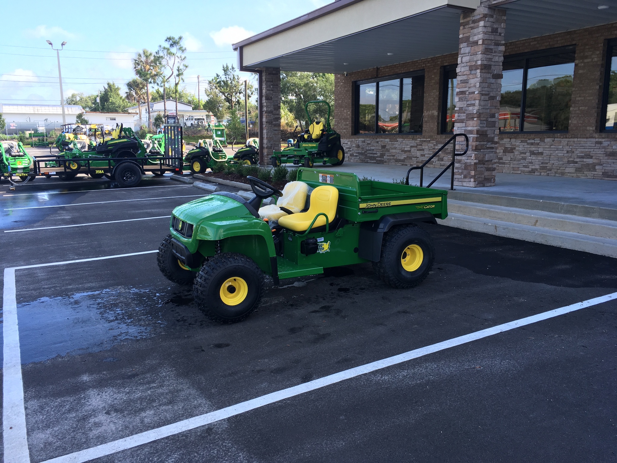 2023 John Deere TS Image 7