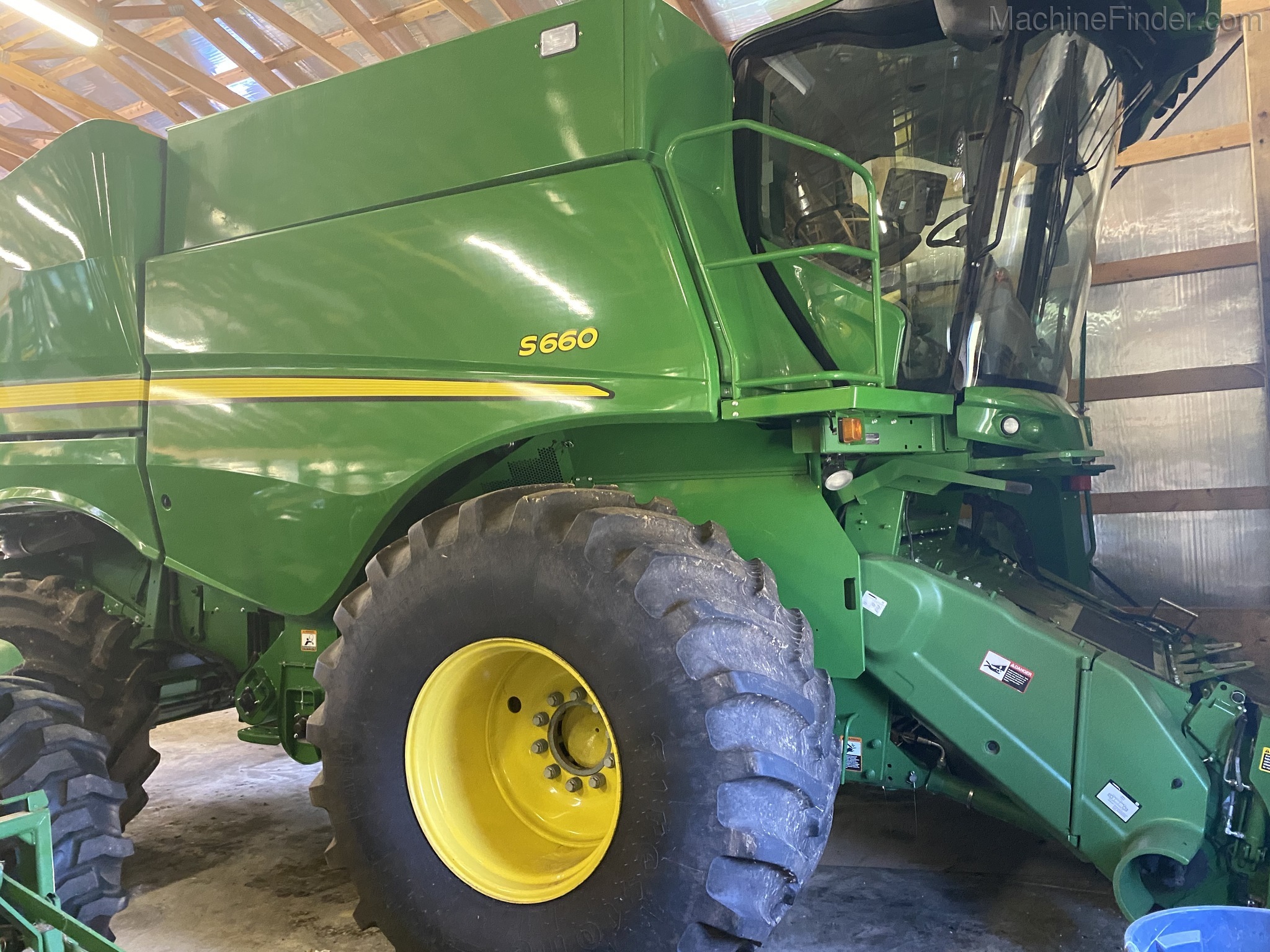 2017 John Deere S660 Image 1