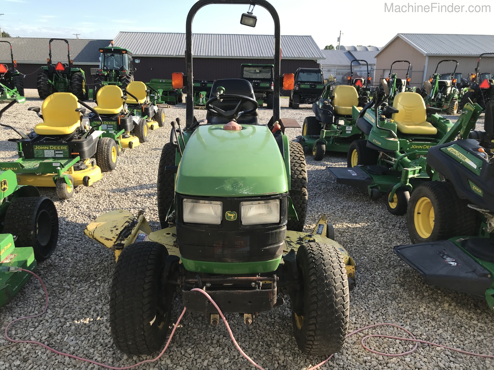 1999 John Deere 4100 Image 2