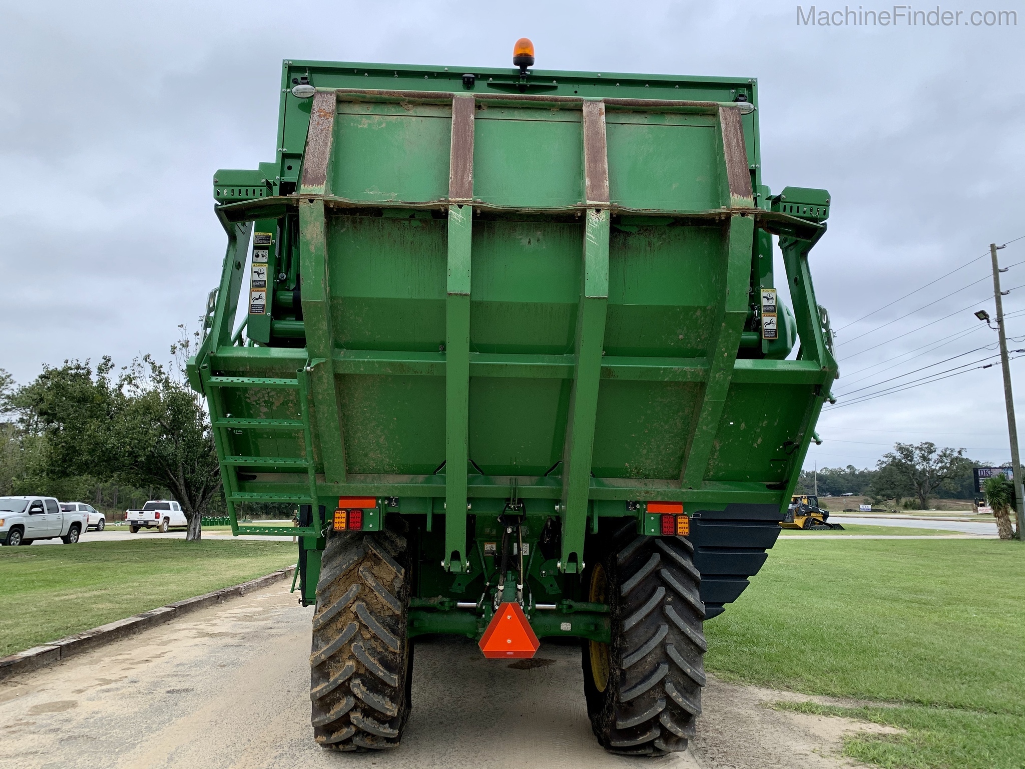 2019 John Deere CP690 Image 4