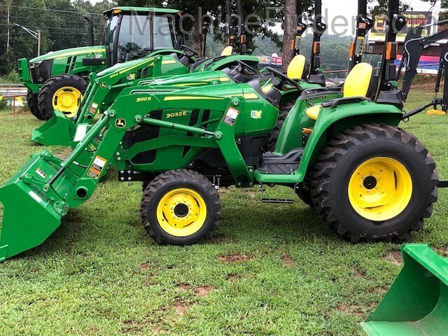 2020 John Deere 3025E Image 4