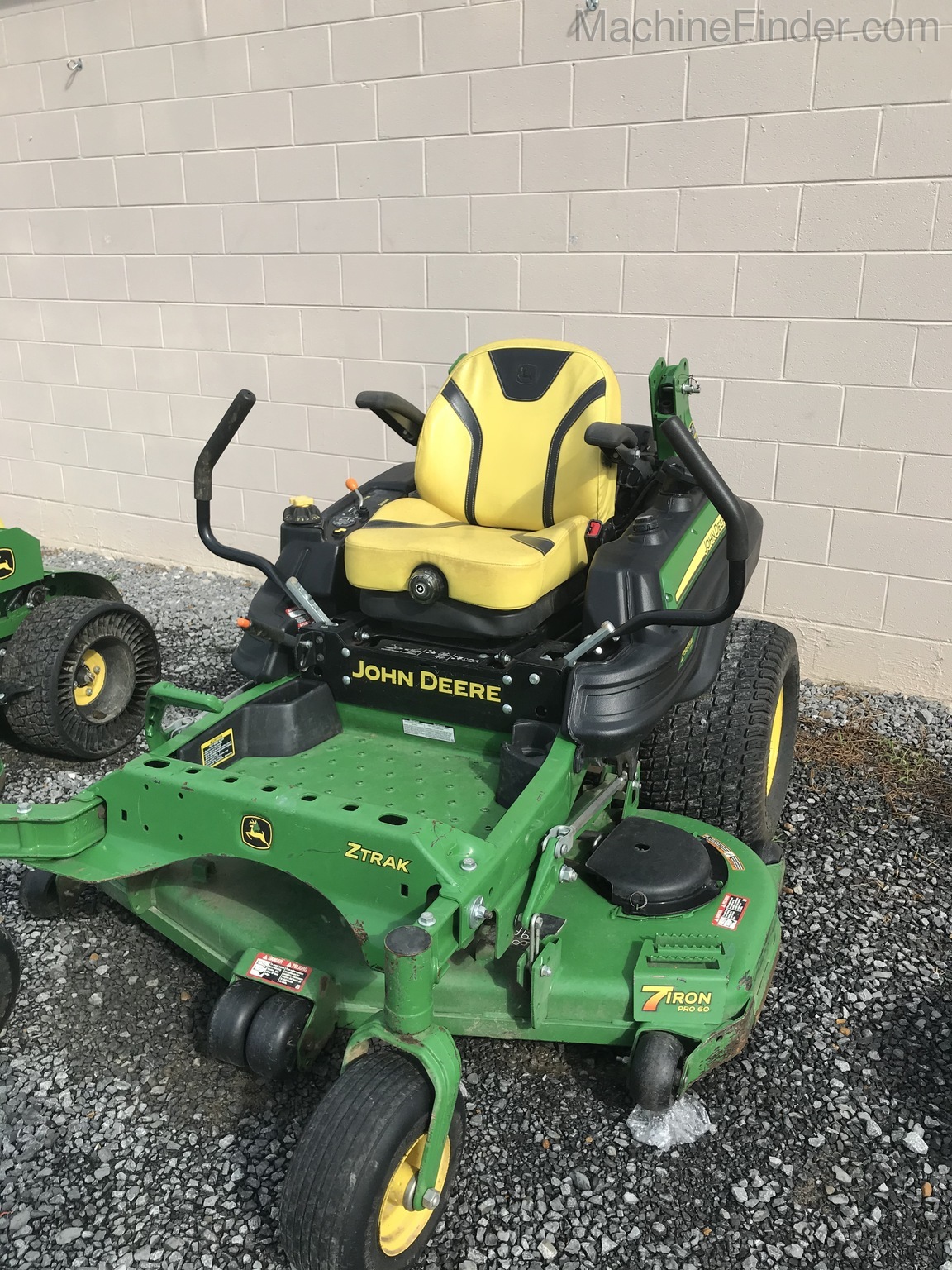 2018 John Deere Z955M Image 2