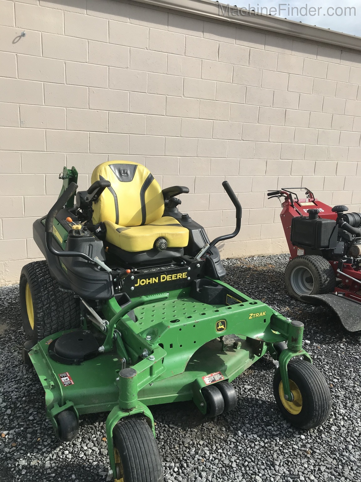 2018 John Deere Z955M Image 1