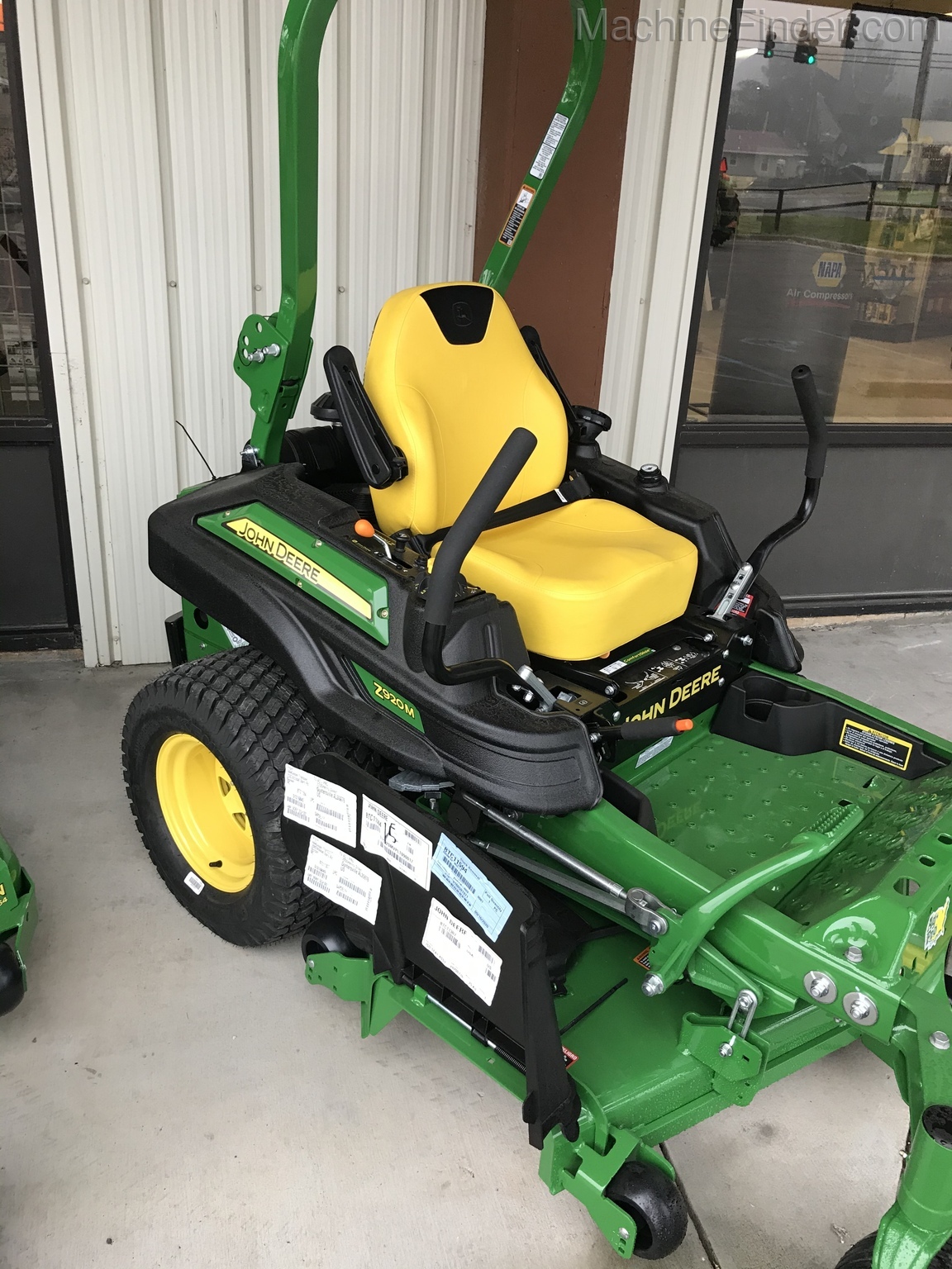 2020 John Deere Z920M Image 2