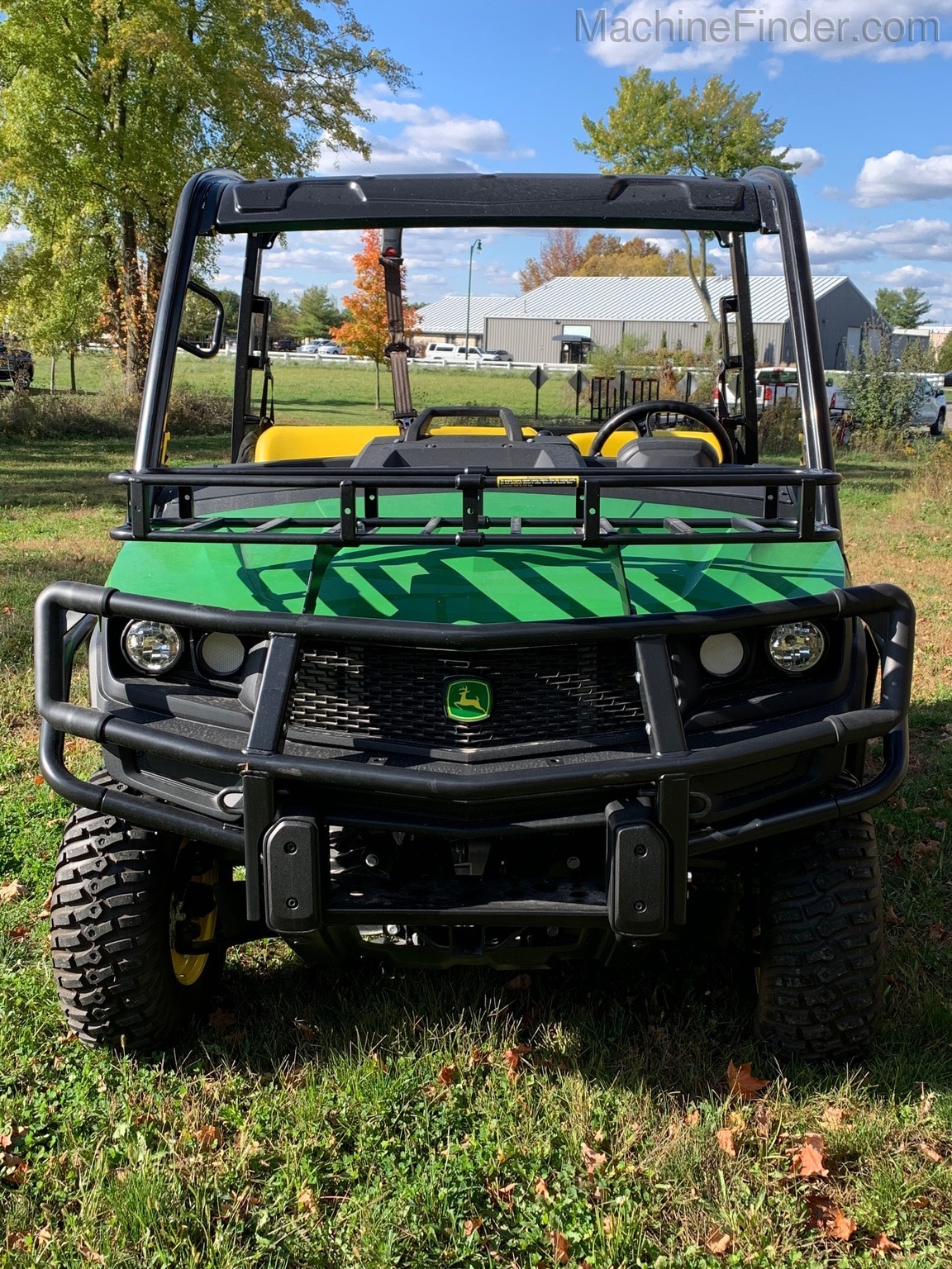 2019 John Deere XUV835E Image 2