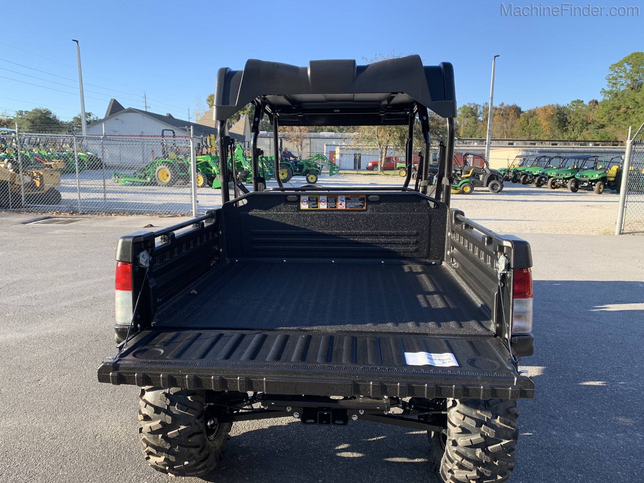 2021 John Deere 855M Image 6