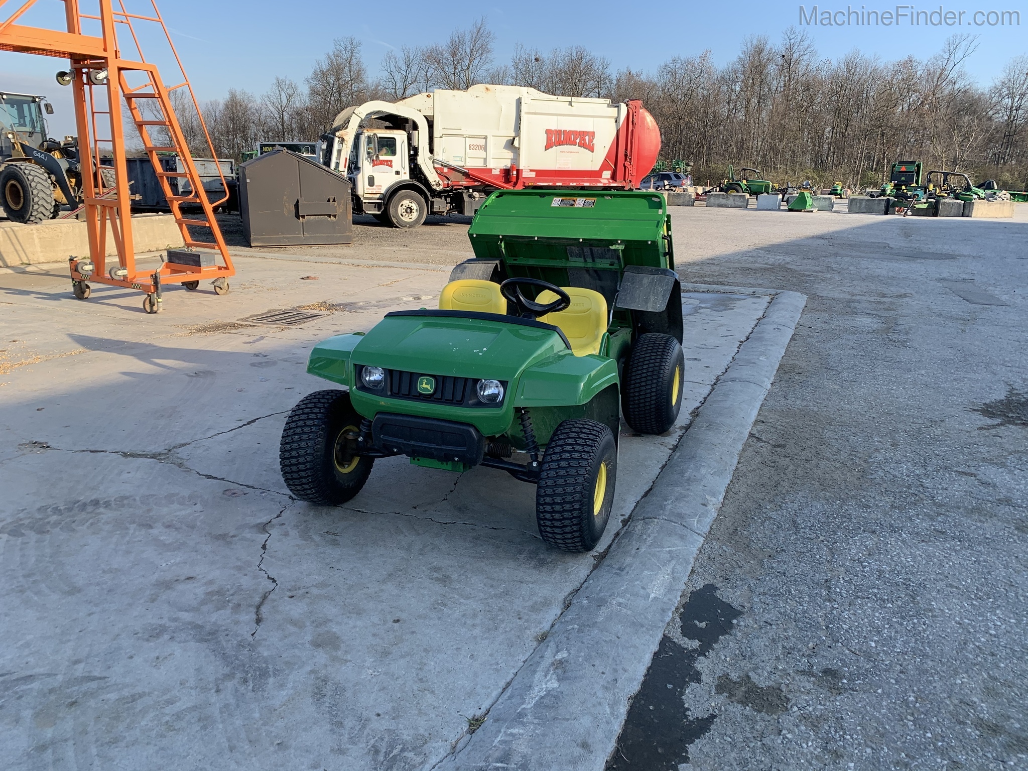 2018 John Deere TS 4X2 Image 4