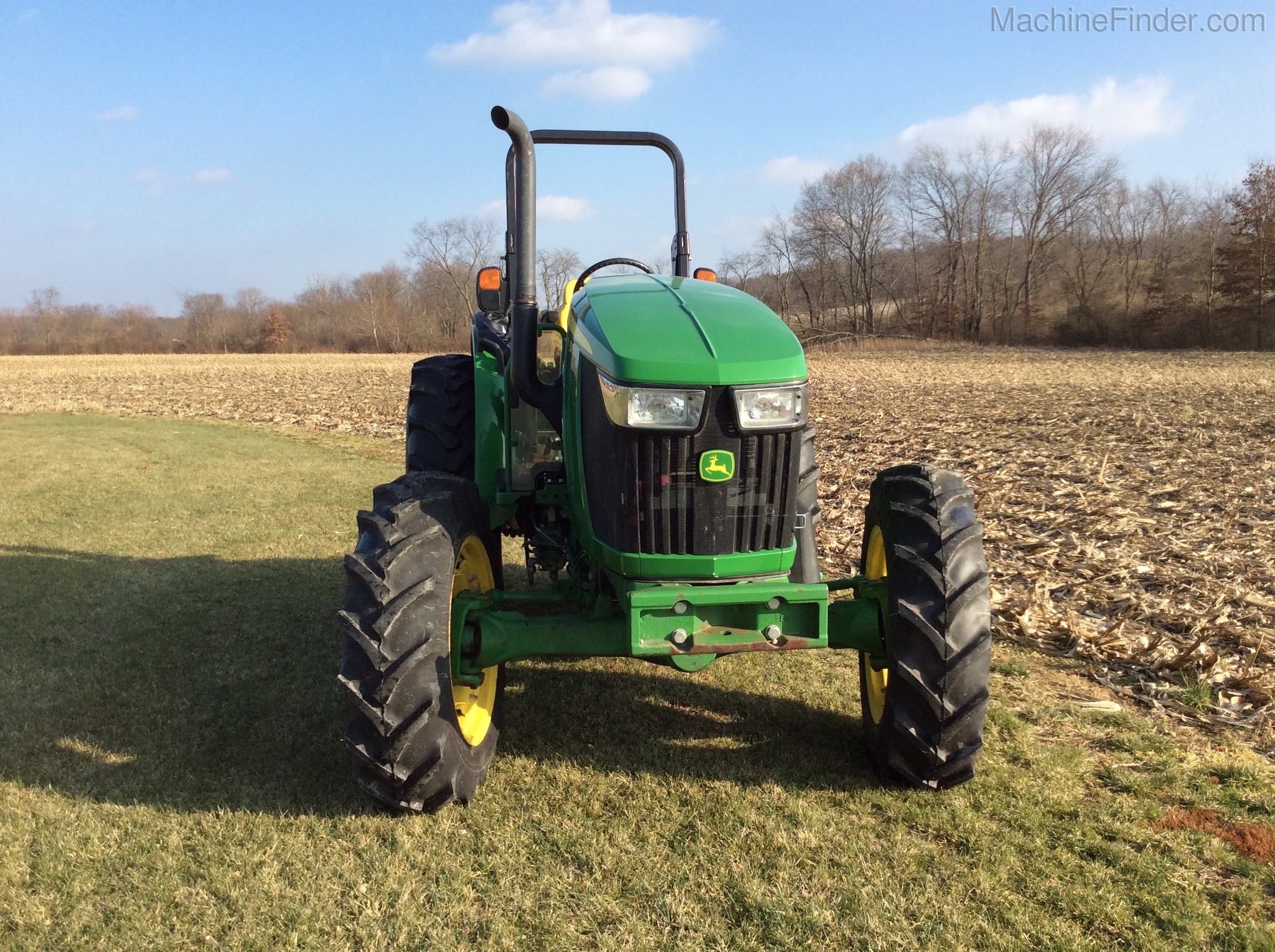 2017 John Deere 5075M Image 3