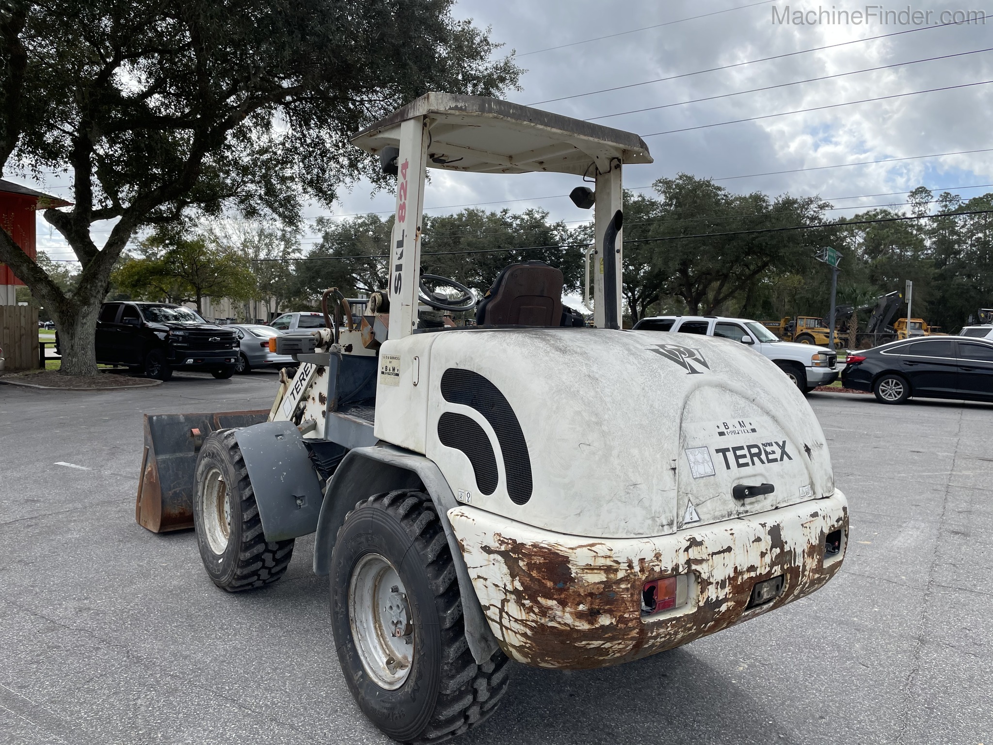 2006 Terex SKL824 Image 5