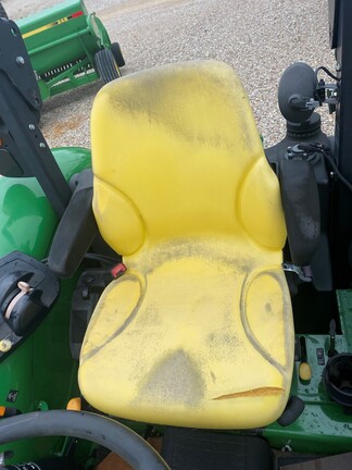 2013 John Deere 5085E Image 8