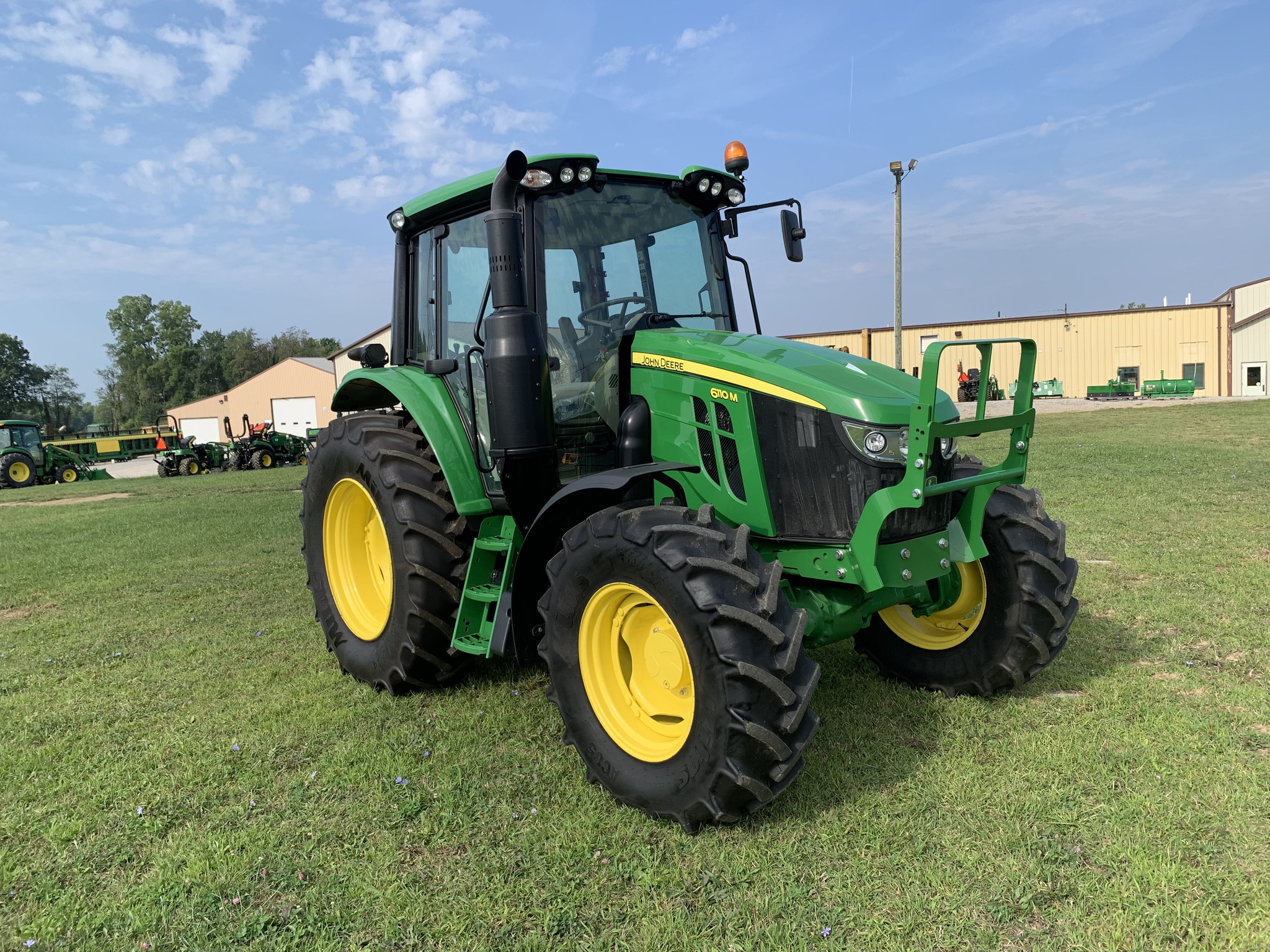 2021 John Deere 6110M Image 1
