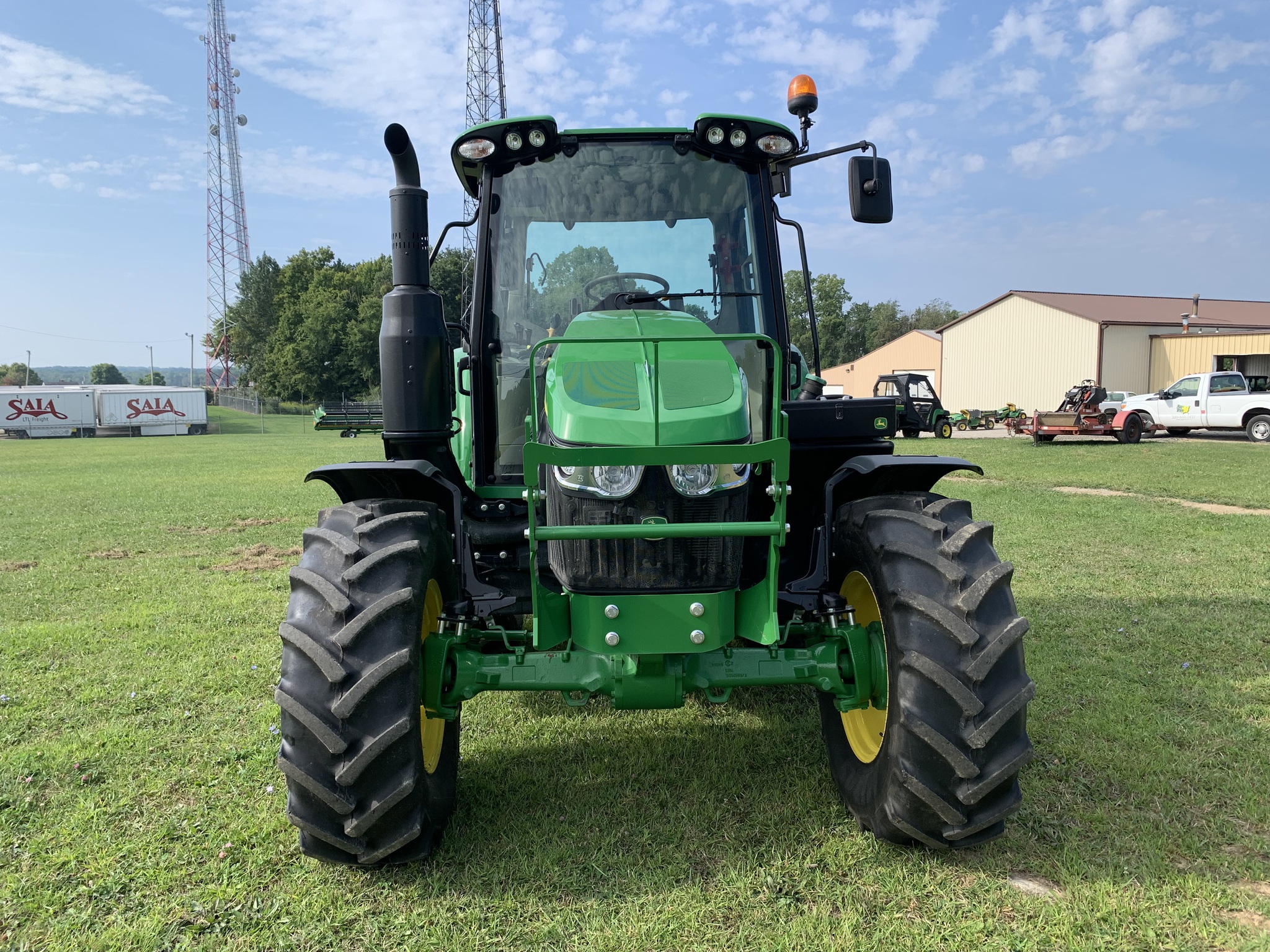 2021 John Deere 6110M Image 2