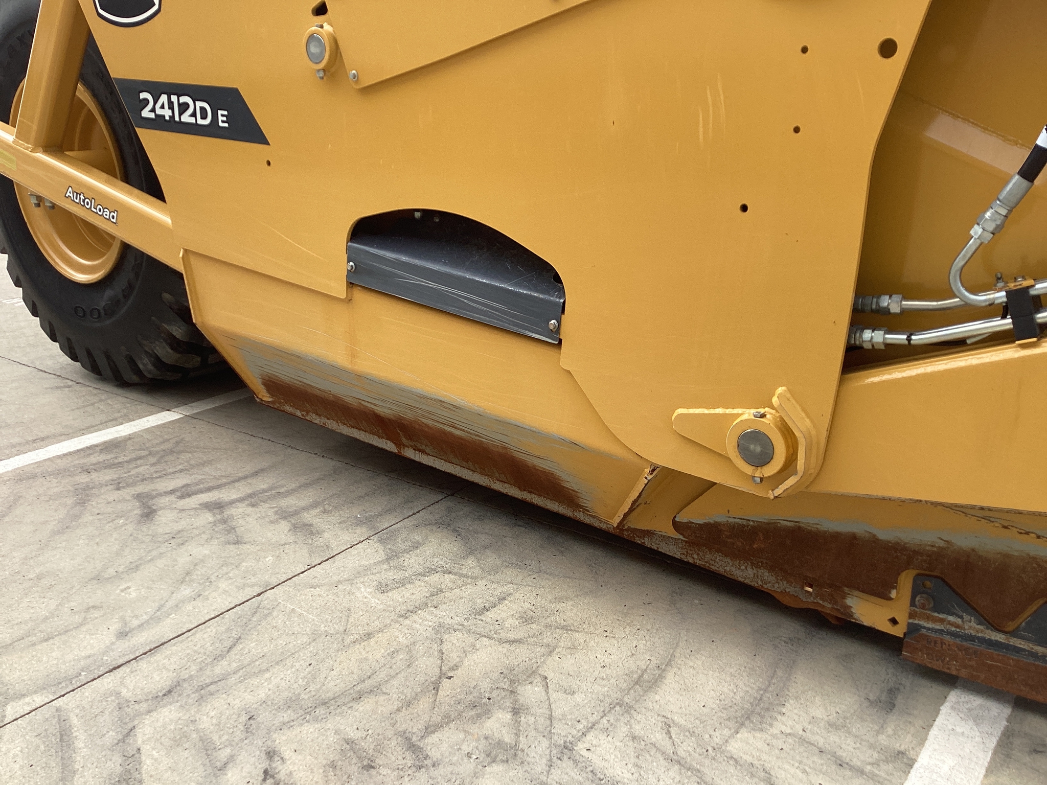 2023 John Deere 2412D E Image 21
