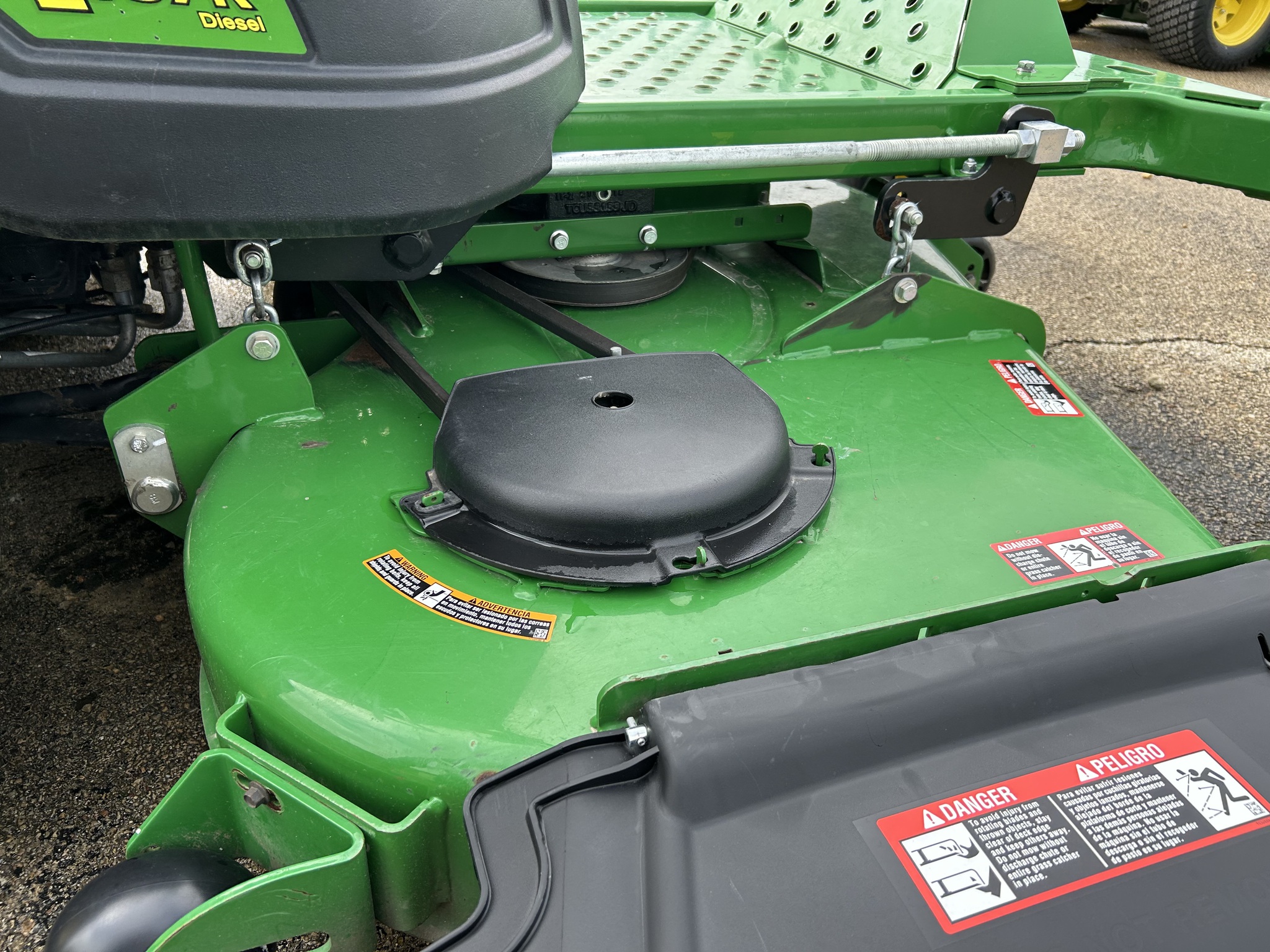  2022 John Deere Z997R at Heritage Tractor in Dixon, IL