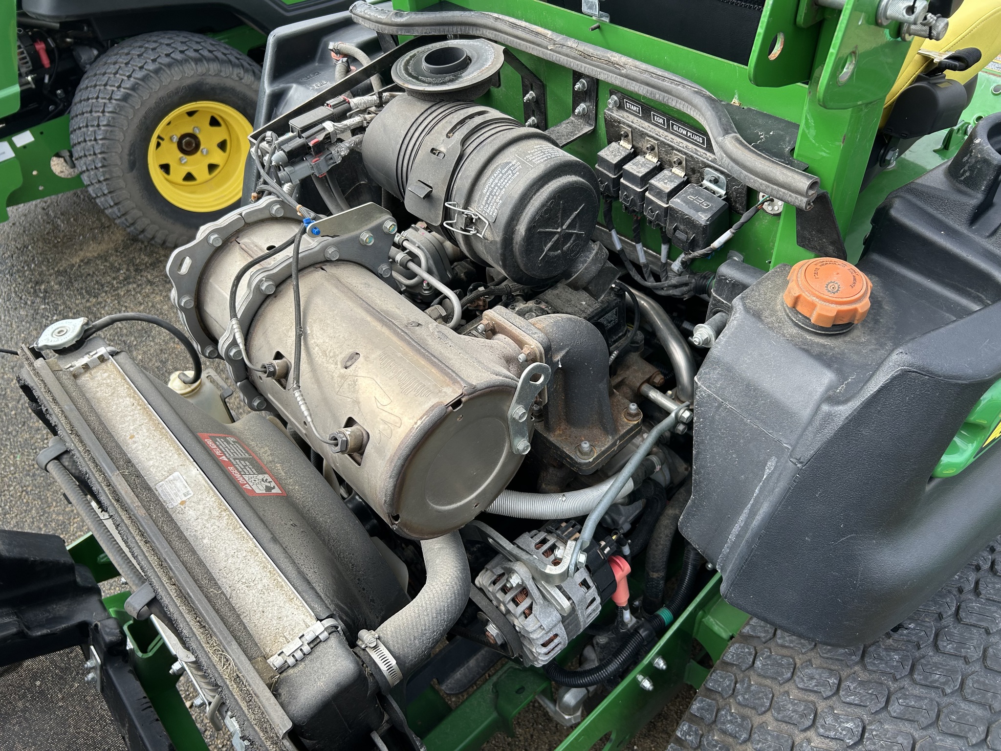  2022 John Deere Z997R at Heritage Tractor in Dixon, IL