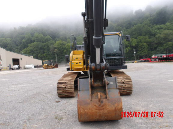 Photo of a 2024 John Deere 210 P