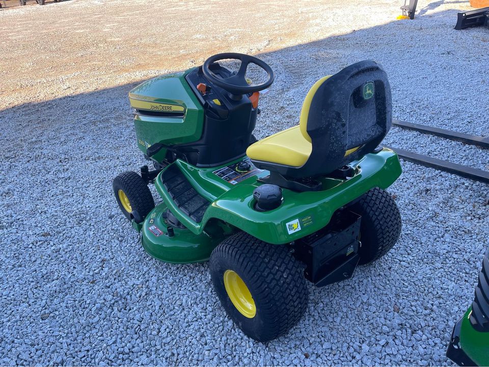 2024 John Deere X350 42A Image 4