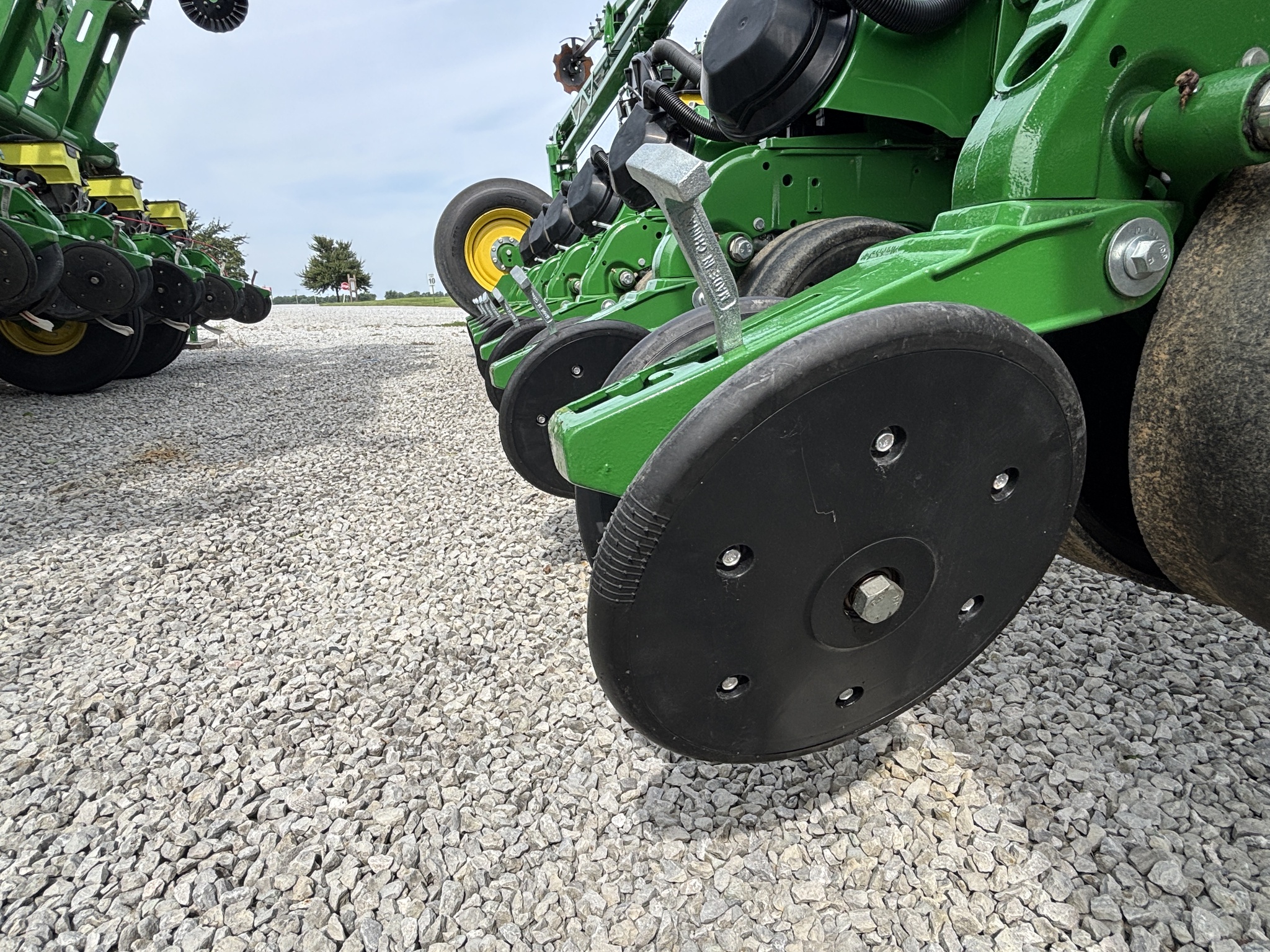 Used 2024 John Deere 1775NT Planters: Drawn at Koenig Equipment in Urbana, OH - PhotoXL16