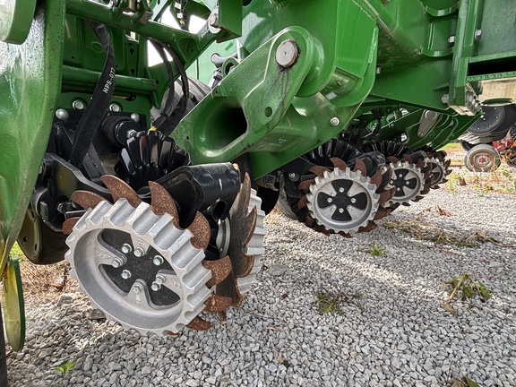 Used 2024 John Deere 1775NT Planters: Drawn at Koenig Equipment in Urbana, OH - Photo13