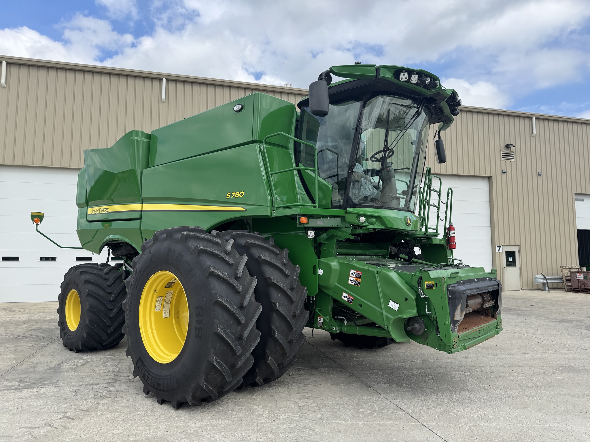 2023 John Deere S780 Image 1