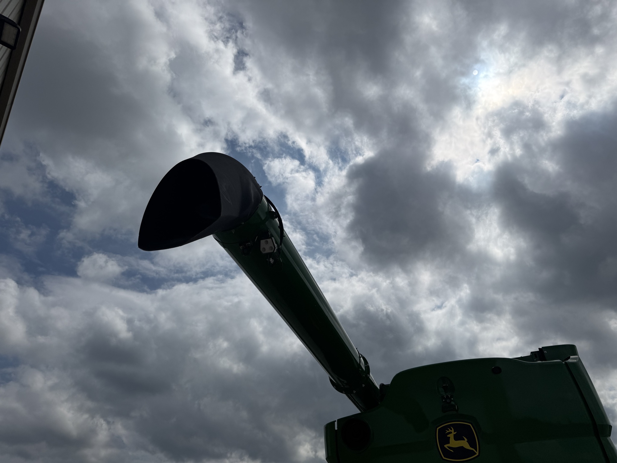 2023 John Deere S780 Image 6