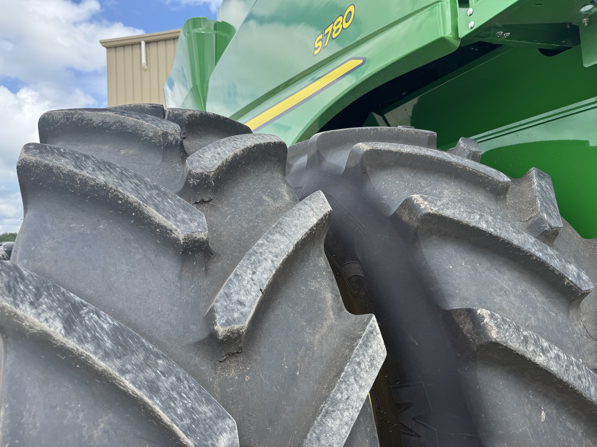 2023 John Deere S780 Image 16