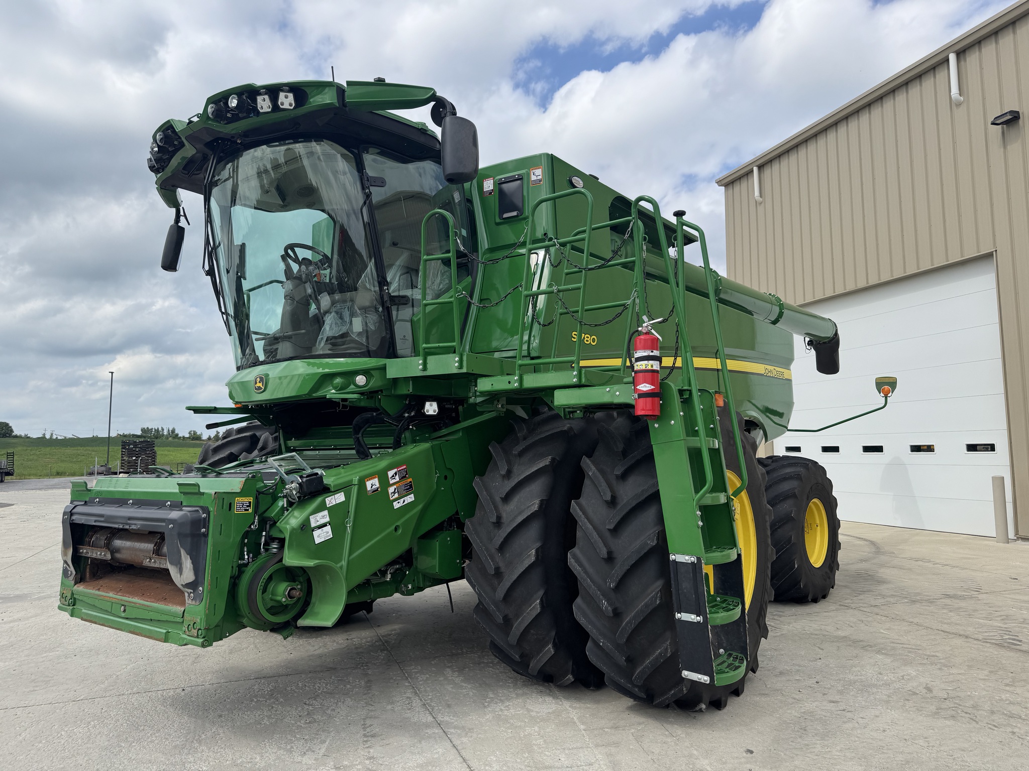 2023 John Deere S780 Image 2