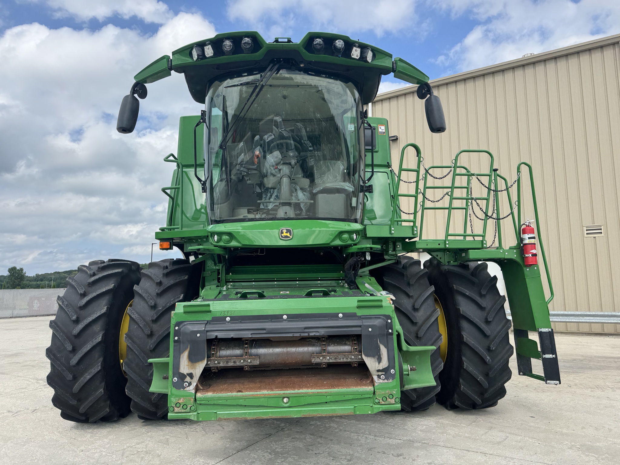 2023 John Deere S780 Image 13