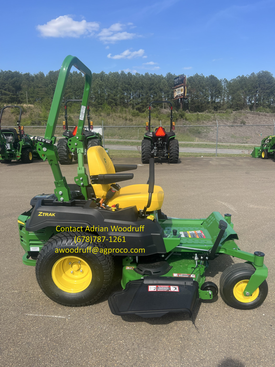 2025 John Deere Z515E Image 2