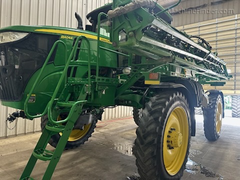 2021 John Deere R4044 | Self-Propelled Sprayers | MachineFinder