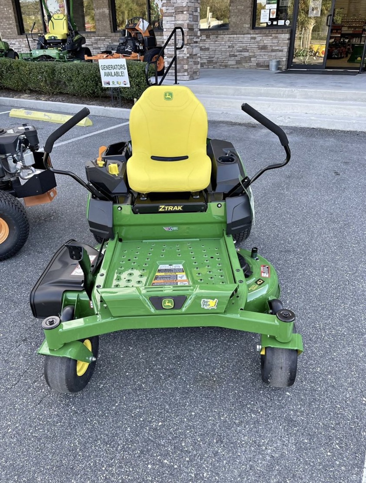 2025 John Deere Z315E Image 1