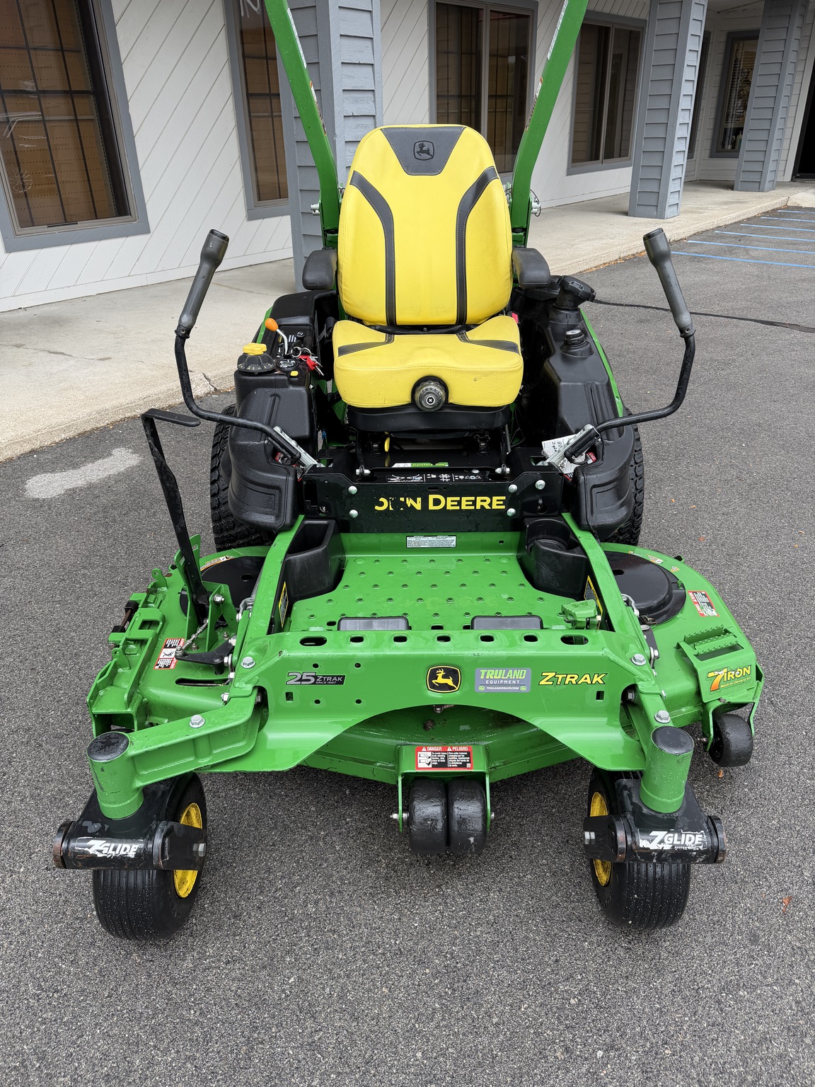2022 John Deere Z970R Image 2