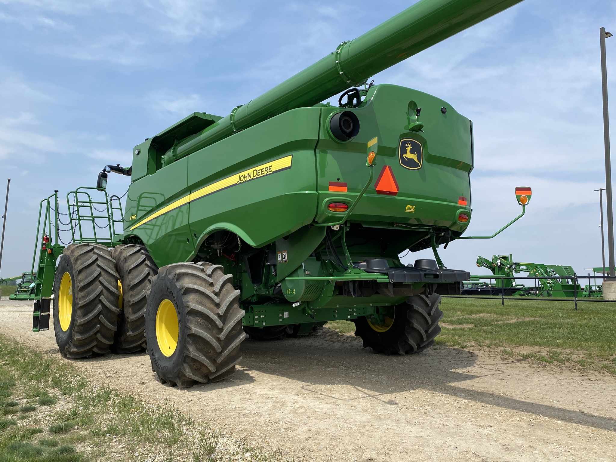 2023 John Deere S780 Image 20