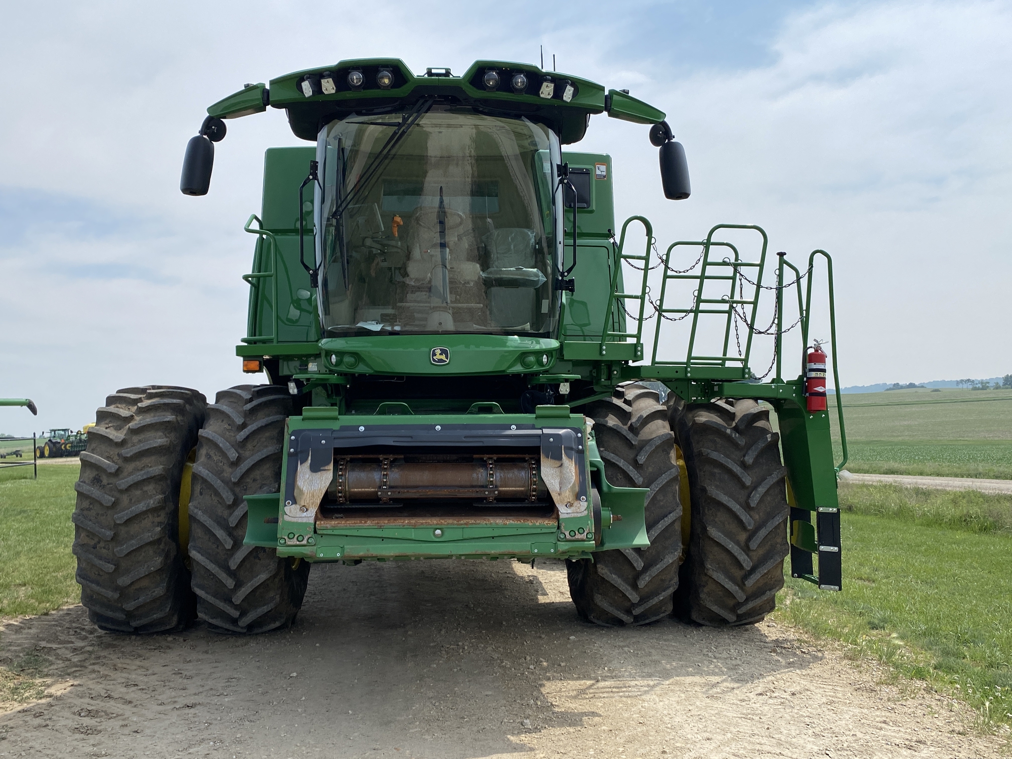 2023 John Deere S780 Image 2