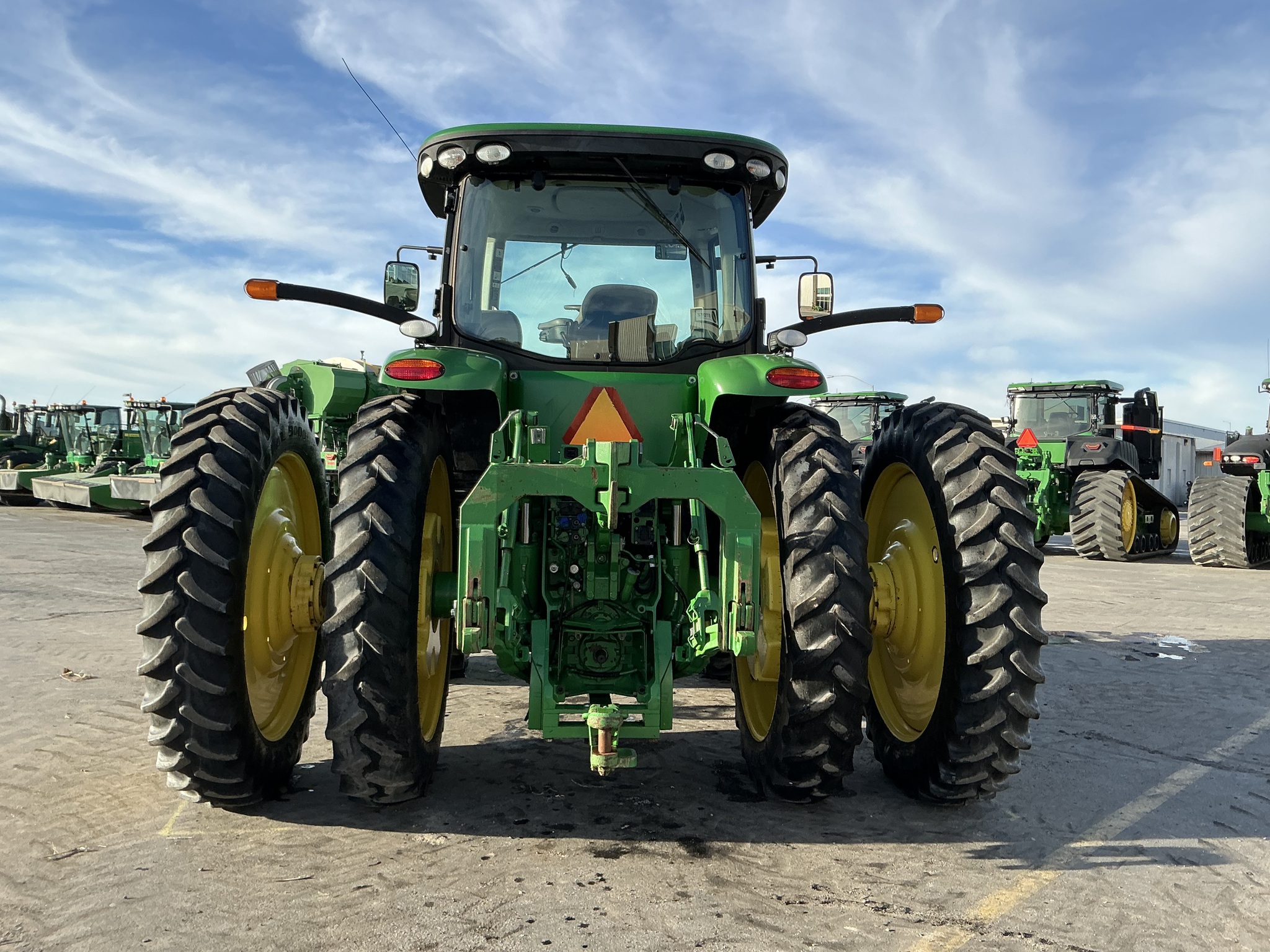2014 John Deere 8360R Image 4