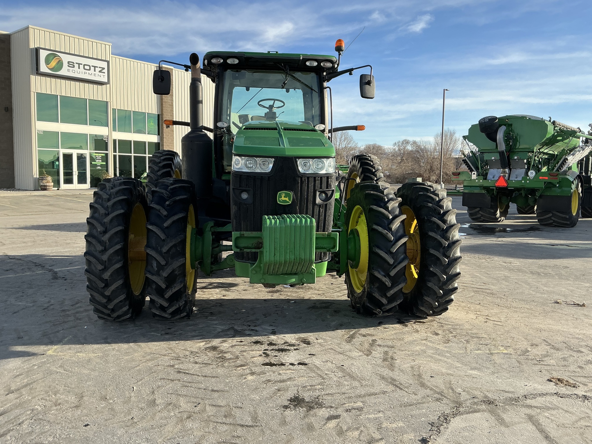 2014 John Deere 8360R Image 9