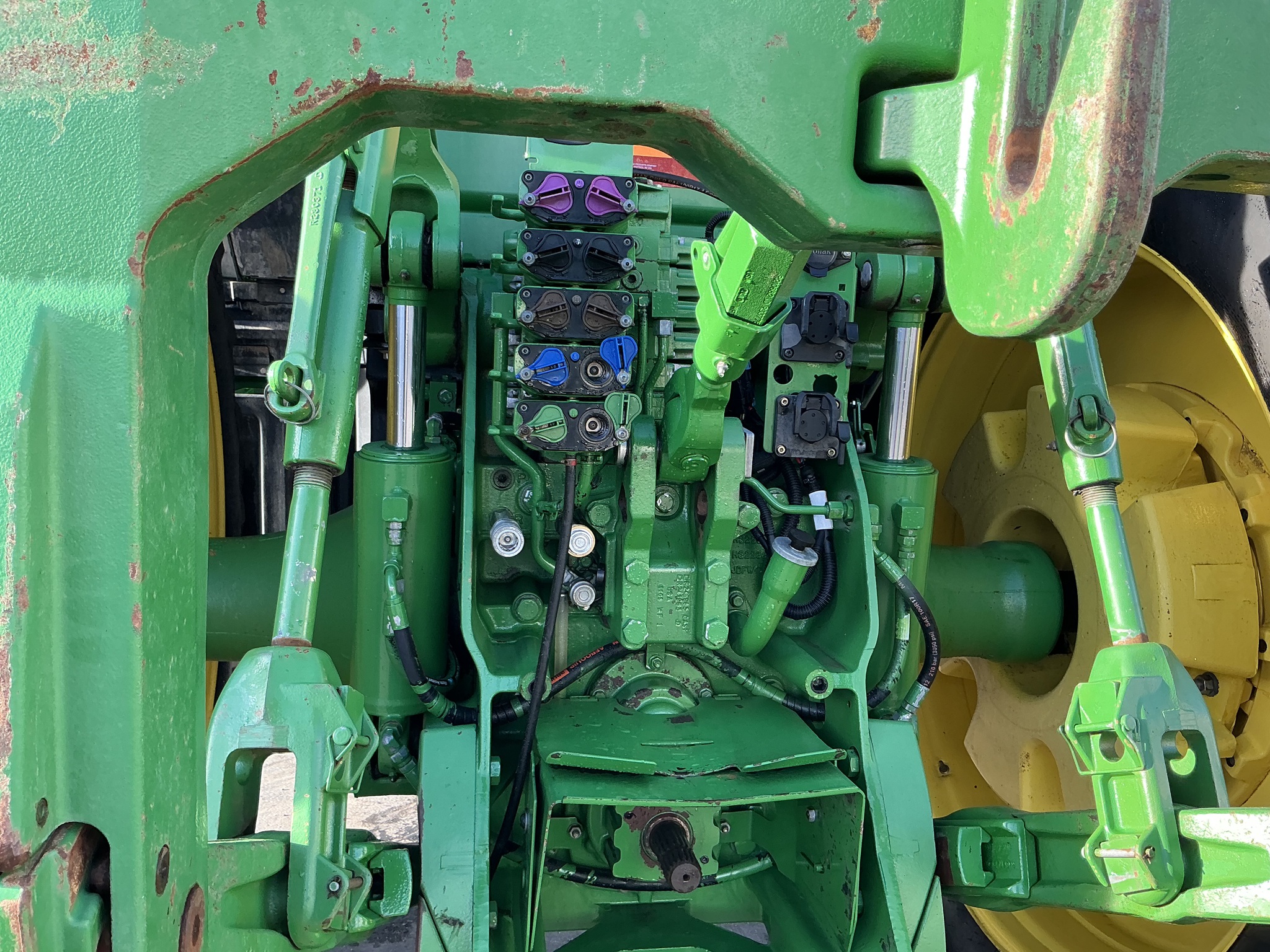 2014 John Deere 8360R Image 19