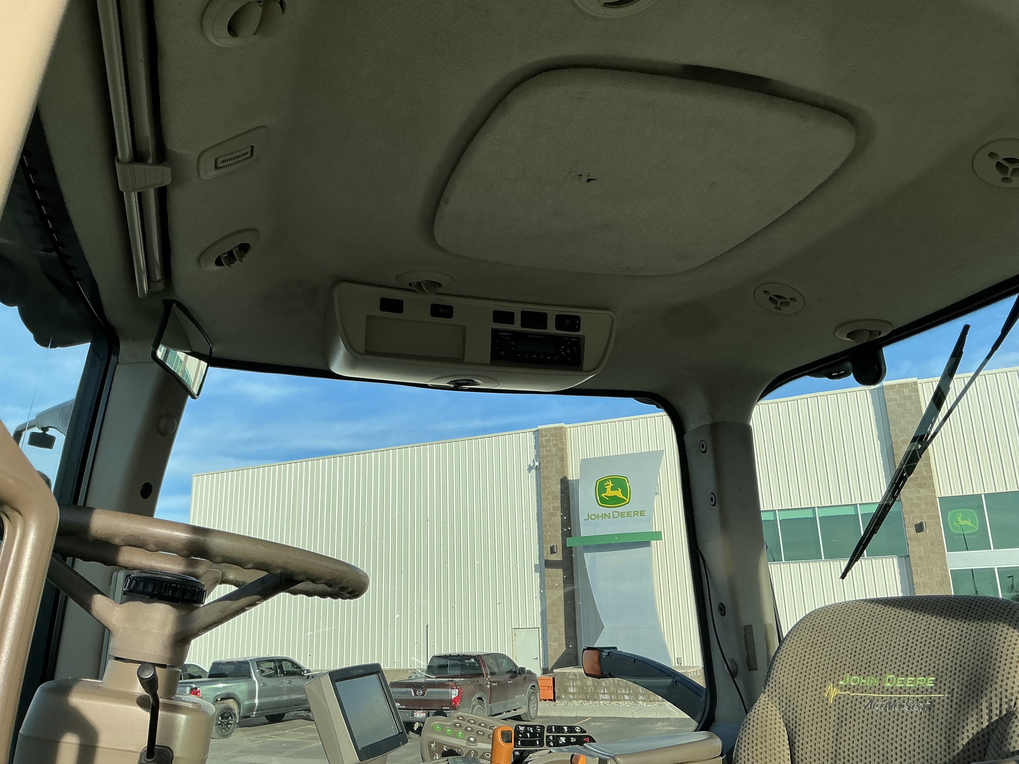 2014 John Deere 8360R Image 24