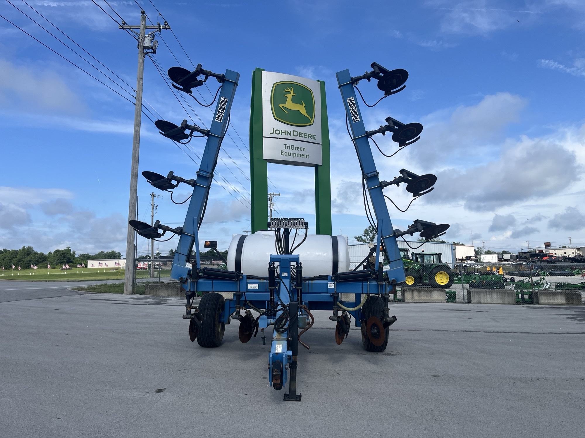 2012 Progressive 2400