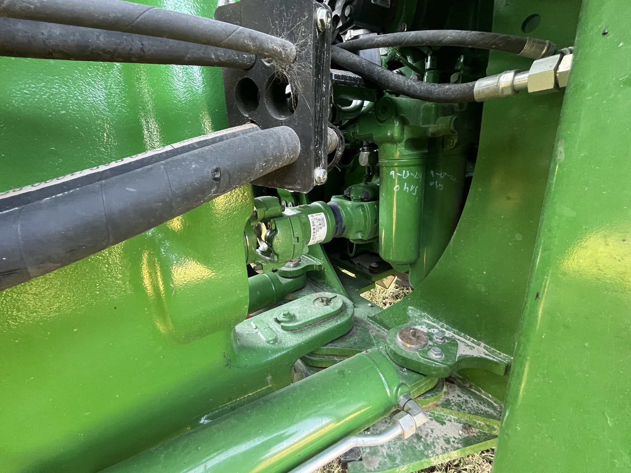  2024 John Deere 9R 540 at Heritage Tractor in Monmouth, IL
