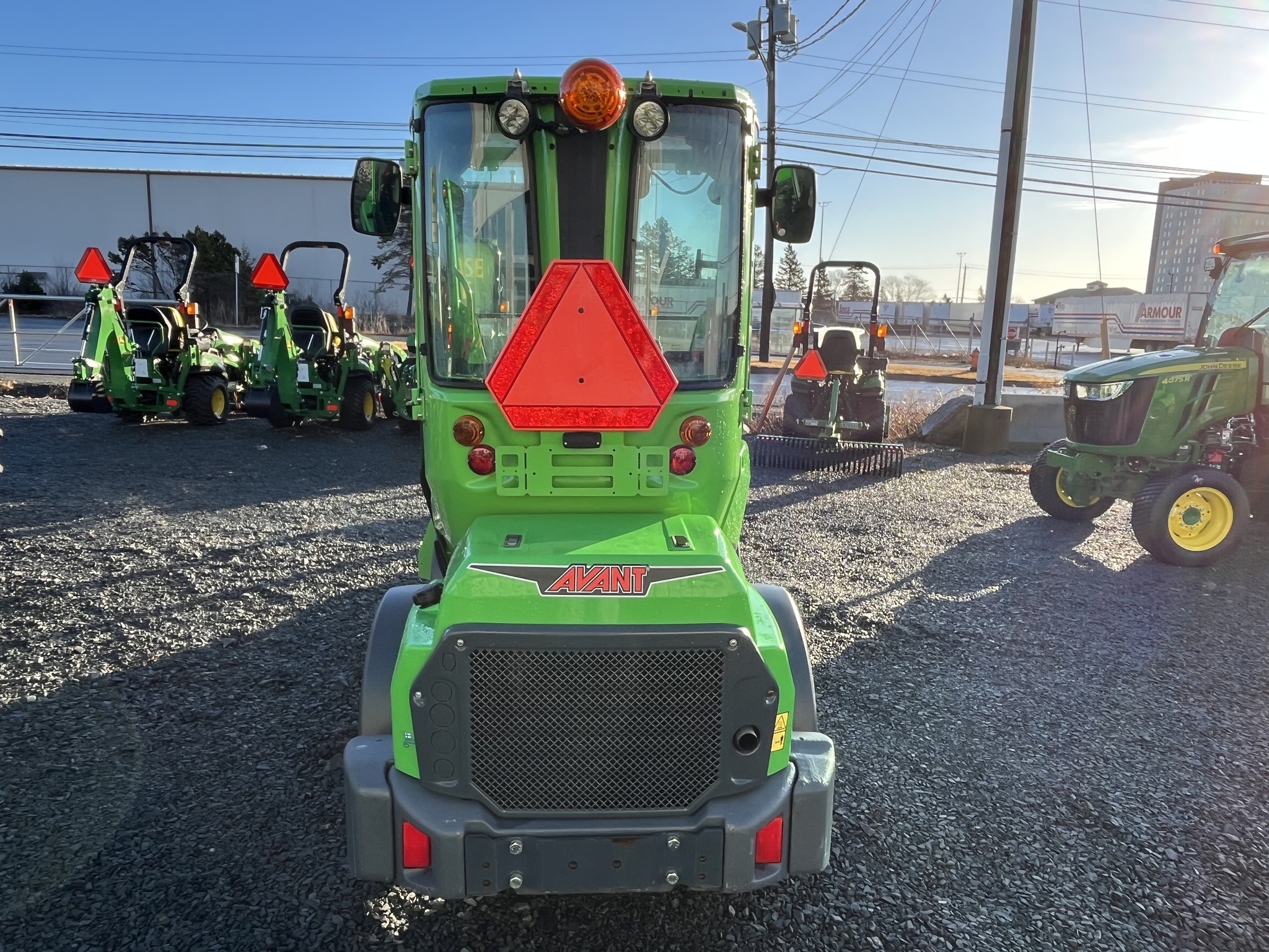 2023 Avant M530 Image 7