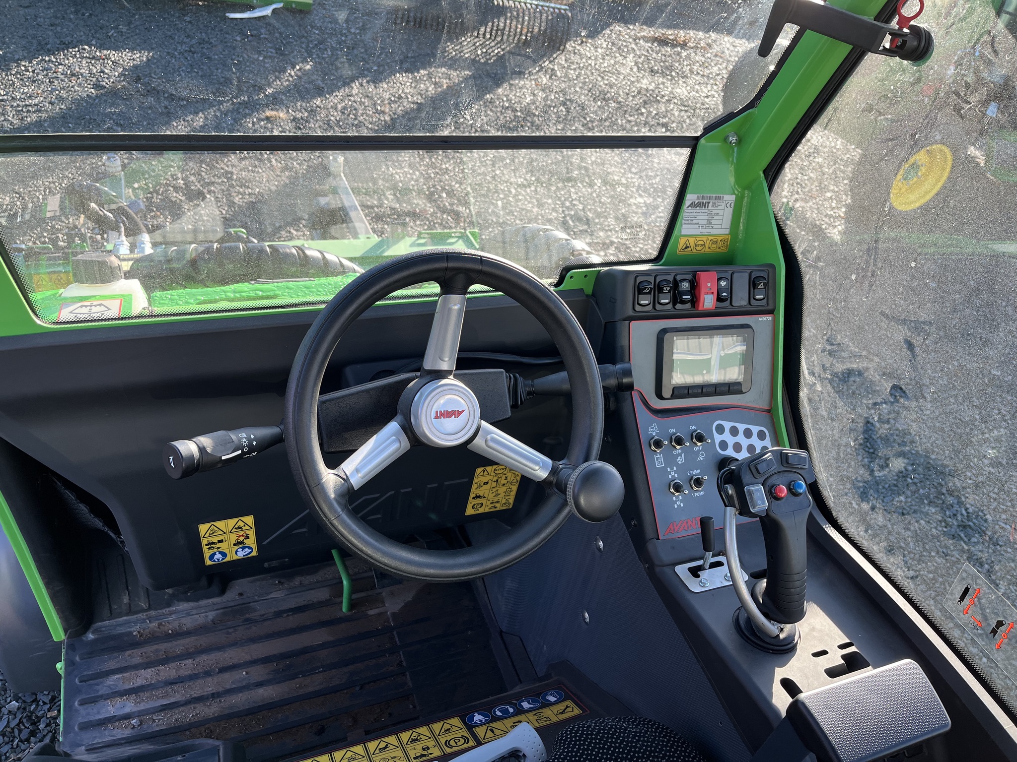 2023 Avant M530 Image 10