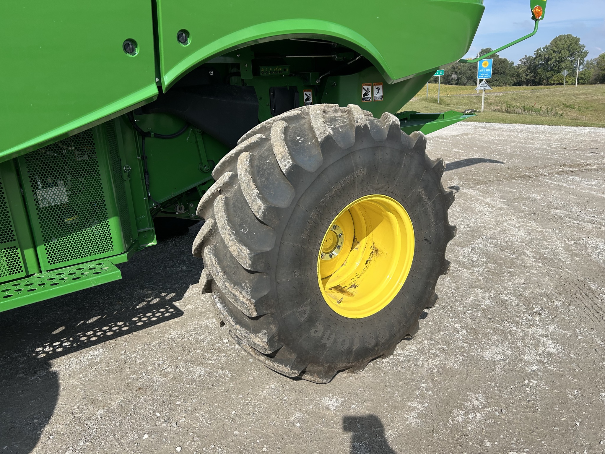  2024 John Deere S770 at Heritage Tractor in Seneca, KS