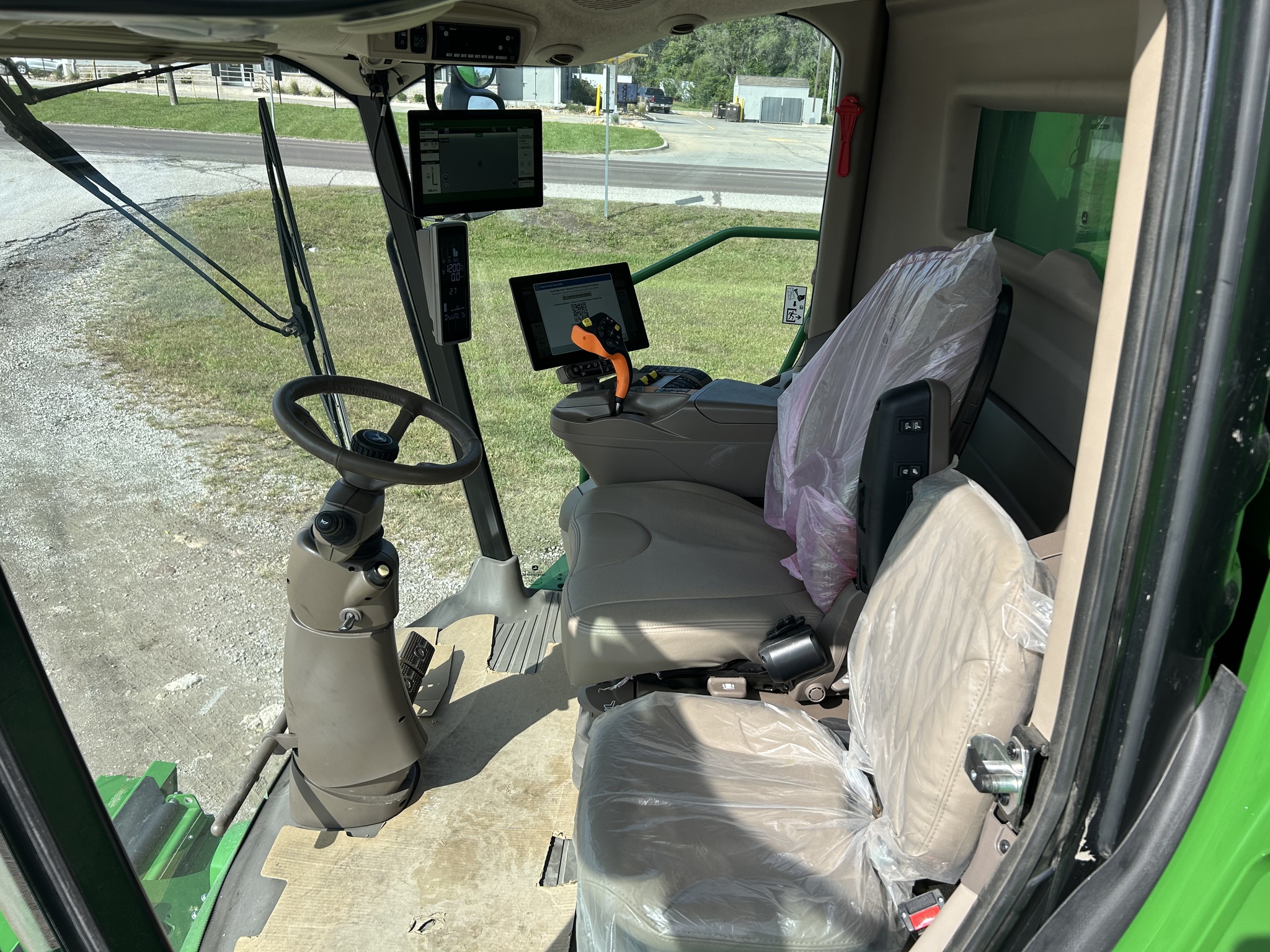  2024 John Deere S770 at Heritage Tractor in Seneca, KS