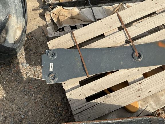 Photo of a 2024 John Deere 850L 24' PAD